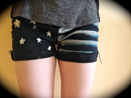 DIY Bleach Dyed Flag Shorts Tutorial from Clones N Clowns here. *After reading more about bleach and