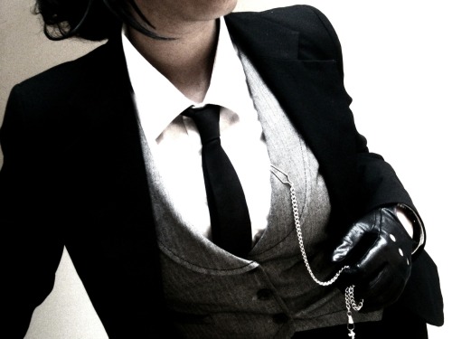 submissivefeminist:  lacedomme:  degasanctuary:  auburnvalkyrie:  I’m not really into the suit fetish thing.  I’m more into the jeans and work shirt thing.  But this is interesting … . .  My pup likes me in a suit -Mistress Ria  chrissythesissy