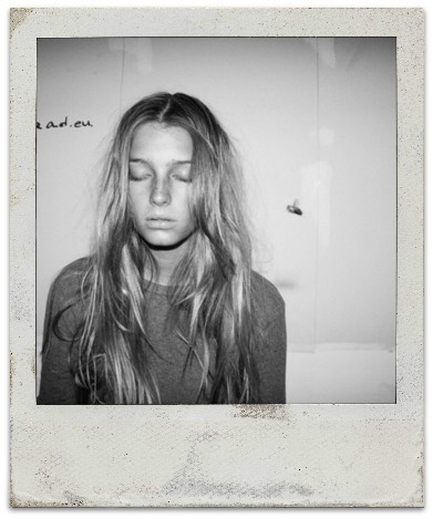 the-sun-child:  solunara:  >  following back similar blogs xx 