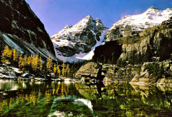 overflowingemptiness:  (via The ultimate alpine lake ? | Flickr - Photo Sharing!)