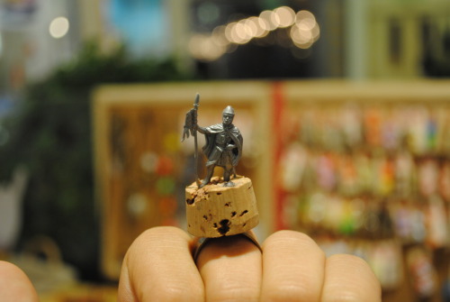 Truebluemeandyou: Easy DIY Idea: Ring base, piece of cork, small figurine.