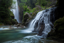 funeralgames:  Valley of Waterfalls by Isogawyi