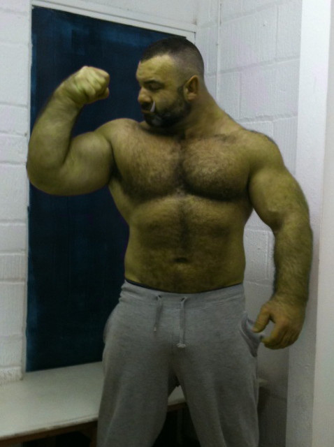 mikesfavoritestuff: If this were my coach, I would never leave the gym.