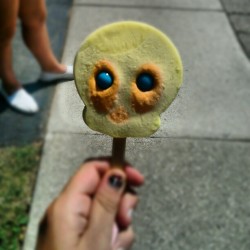 tyleroakley:  teamcocket:  bemypeterparker:  #icecream #tweety #summer (Taken with Instagram)  that is not tweety that is satan on a stick  WE ALL SCREAM FOR ICE CREAM.