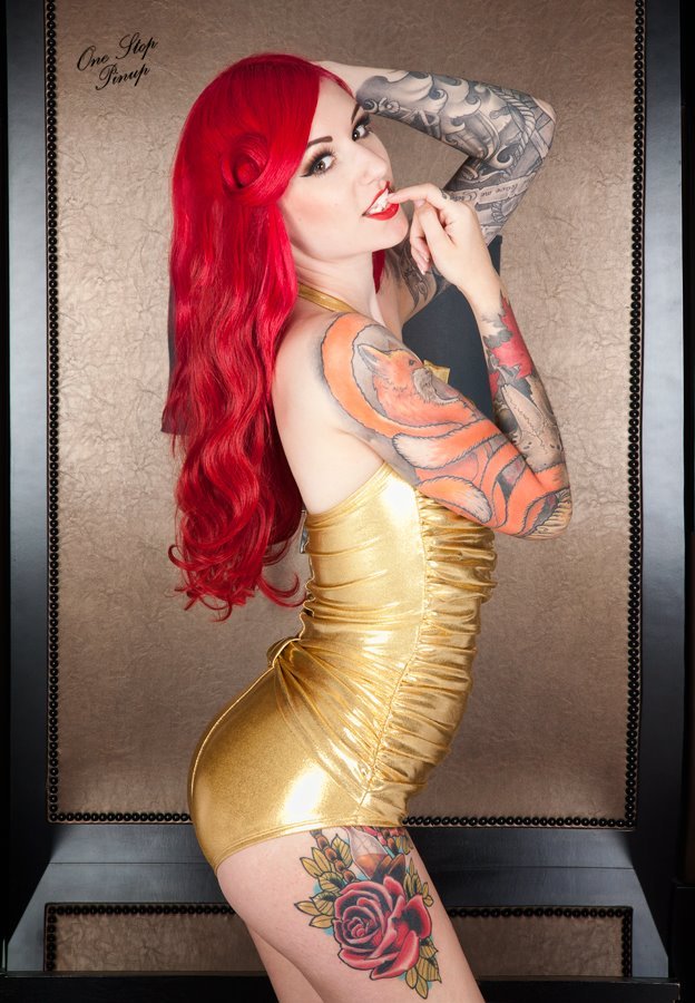 womenwithink:  Model: Cervena Fox Photo by One stop Pinup Cervana’s FB page:https://www.facebook.com/cervenafox