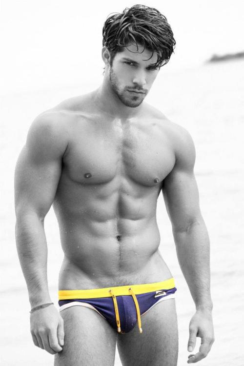 6 theblackchelor:Julian Gabriel Hernandez