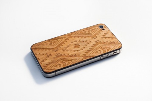 newsin:  Benny Gold x Material6 | ‘Native Print’ Wooden iPhone Back