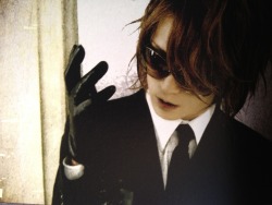 vkforever:  AM movie - From ROSE booklet