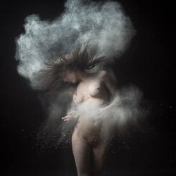 showslow:  Olivier Valsecchi, Dust. 