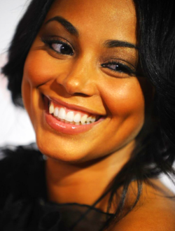 modernbeautyaddict:  Lauren London  MBA