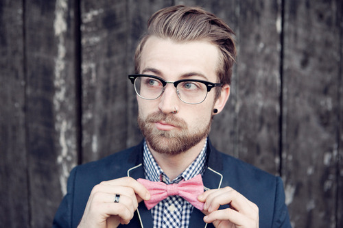 Name: Jeremy Davis Band: Paramore Instrument: Bass, Guitar Genre: Alternative-ro