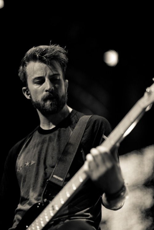 Name: Jeremy Davis Band: Paramore Instrument: Bass, Guitar Genre: Alternative-rock, Pop-punk http://