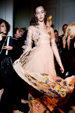 Backstage Valentino Haute Couture Fall 2012