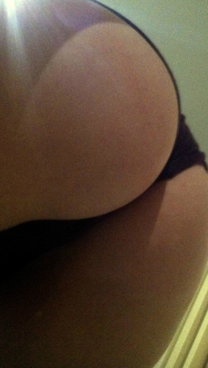 dumped today. [f]*** it. hi gonewild, have some ass.