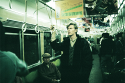  ”The best way to get to know a city is to count up how much change you have in your pocket and take the subway as far as that amount gets you.” David Bowie on traveling in Japan 