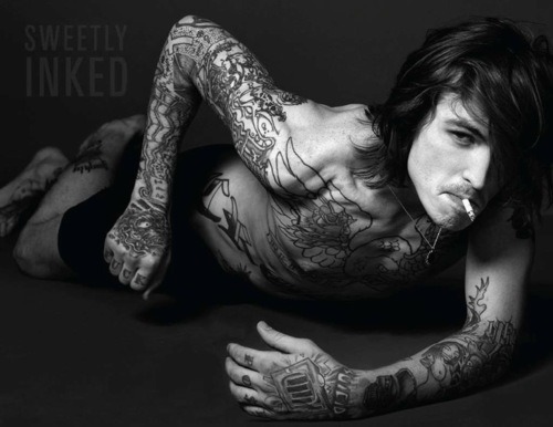 heartofrockandroll:  oh bradley 