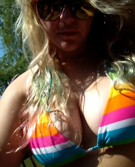 Just came accross this bikini photo…my tits look huge lol