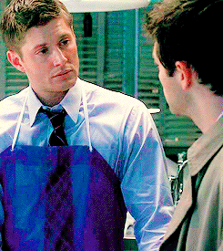 castiel-knight-of-hell:  raspberrydean:  mishasminions:  DEAN, THAT’S A VERY HETEROSEXUAL WAY TO LOOK AT YOUR “NOT-BOYFRIEND”  HE’S LOOKING AT HIS LIPS. NOT EVEN HIS EYES.  That’s not true and I’m sick of these lies! In the second gif he clearly