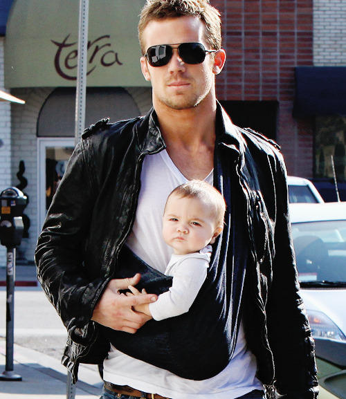 justalookinlife:  I think the baby makes him twice as sexy! 