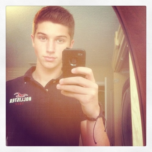  Hot young thing from New York… Unf. 