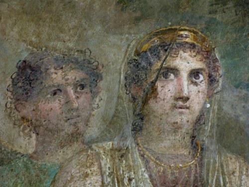 dwellerinthelibrary:ancientart:Ancient Roman painting on a wall of a villa in the buried Roman 