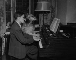 musicboys:  Young Glenn Gould 