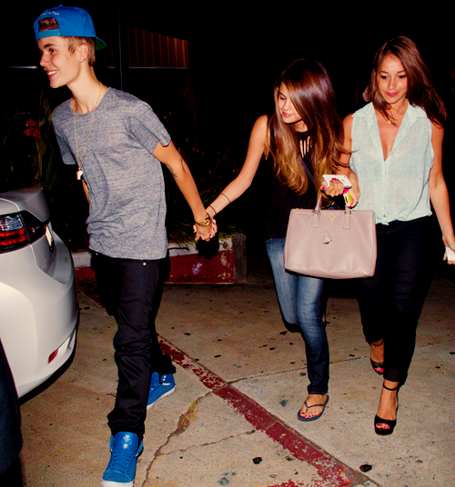 #carin morris on Tumblr
Stella Hudgens And Christian Beadles