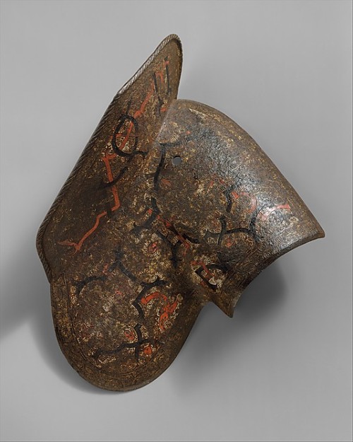  The armor belonging to the Duke Nikolaus “The Black” Radziwill (ca.1555) is one of the 