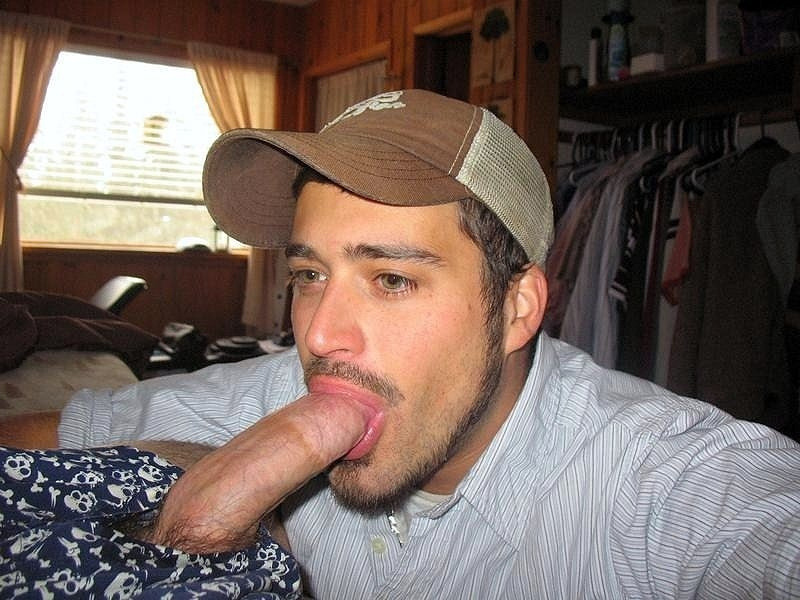 titaniumtopper:  http://titaniumtopper.tumblr.com/archive    