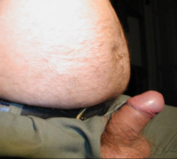 chubbyaddiction:  The top picture is my avatar… 