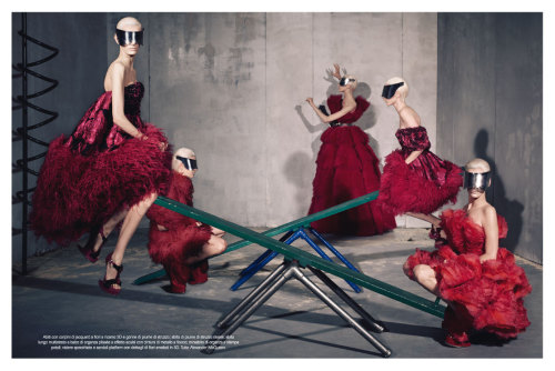 Vogue Italia July 2012 – Collections Photographer: Steven MeiselStylist: Karl Templer