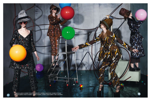 Vogue Italia July 2012 – Collections Photographer: Steven MeiselStylist: Karl Templer