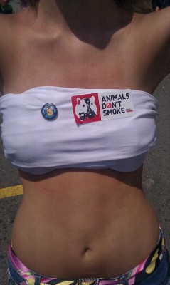 jordanlikestoderp:  Animals dont smoke ok.