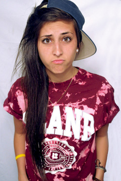 keepuporshutup:  I HATE SNAPBACKS 