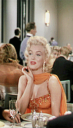 margaritabloom:I heart! alwaysmarilynmonroe:Marilyn Monroe in Gentlemen Prefer Blondes (1953) Totall