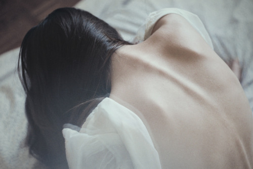 drowsybears: R (by Teresa Q)