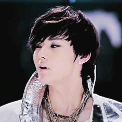 Hwang Minhyun
