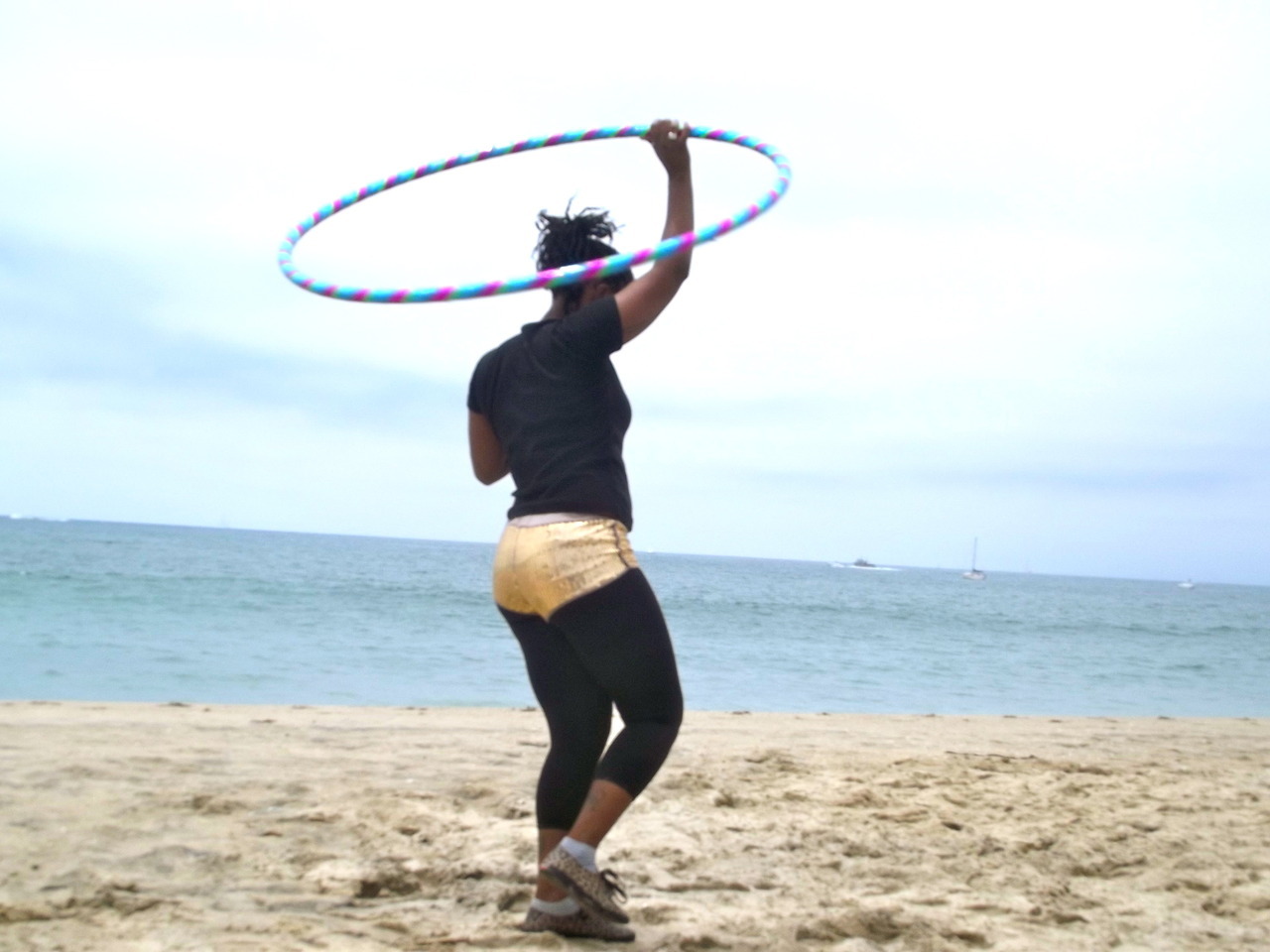 so instead of going to the gym, my sister and i went to the beach and hooped for