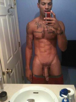 nastylilhoodfreakz:  dick 