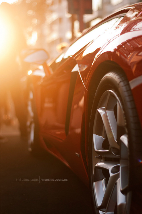 watchfashionista:  Aventador by dequalized 