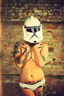 Cancrumoris:  Weedwomenpeace:  I Would Totally Let A Girl Fuck Me With A Stormtrooper