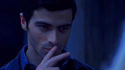 brakes:  This is a Matt Cohen playing young John Winchester possessed by Michael