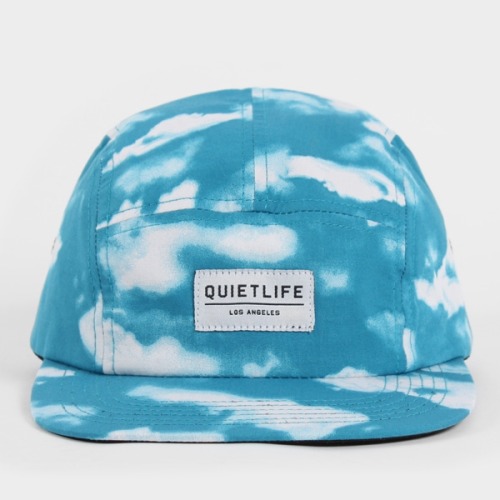 this is my favourite hat, tell me if you have one!!!!!! http://5-panel-caps.tumblr.com/