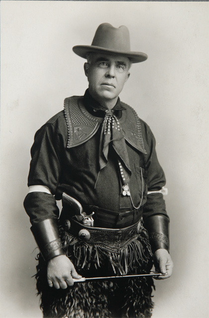 Diamond from the Old West — Jack Sinclairs ColtJack Sinclair was a famous musician, bandleader