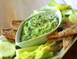 themugglediet:  lisa is cooking: Very Green Avocado-Tahini Dip