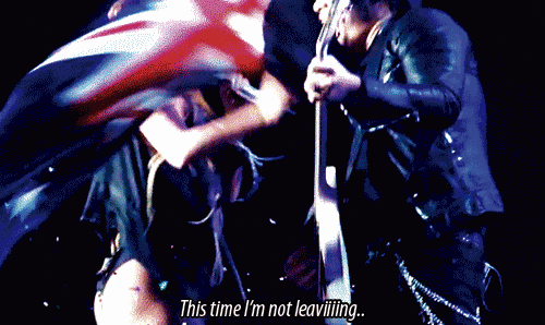 lady-godga:  yes gaga just temporarily blind your guitarist 