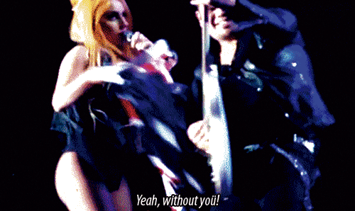 lady-godga:  yes gaga just temporarily blind your guitarist 