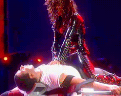 notmysecret:  thepoeticrebel:  lustt-and-luxury:  the best lap dance in the history