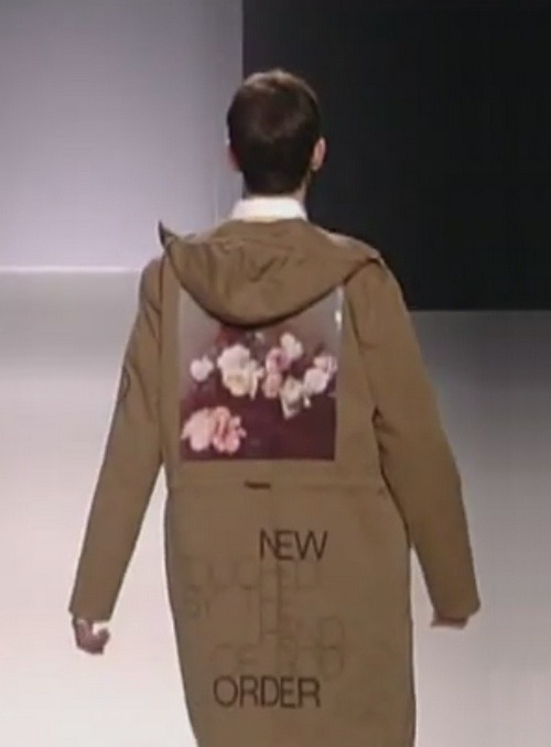 bostonroll:  Raf Simons fall 2003 ‘CLOSER’ Peter Saville New Order fishtail