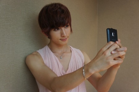 believeukiss:  Kiseop’s selca~! ^^ 